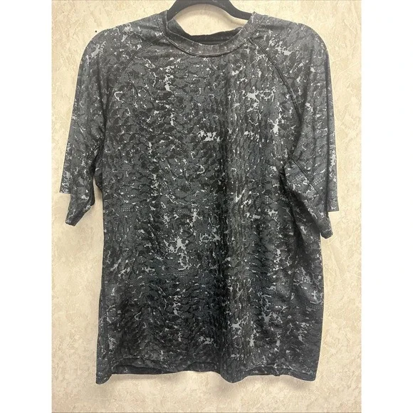 Silver Bait Performance Fishing Shirt, Gray, Short Sleeve, Men's Medium - Picture 1 of 6